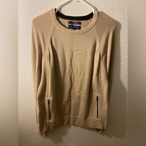 Tommy Hilfiger sweater (never worn)